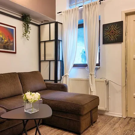 Intimo Oldtown Romantic Braşov