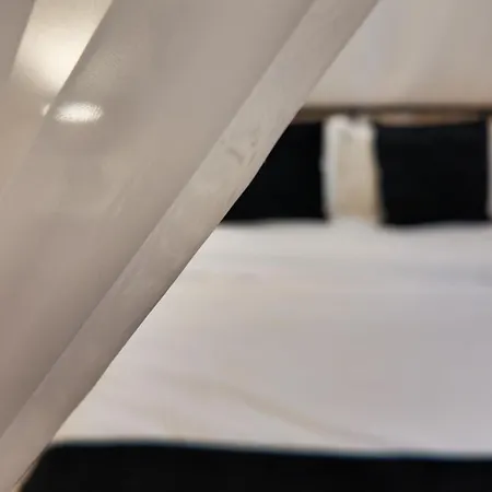 Intimo Oldtown Romantic Apartment