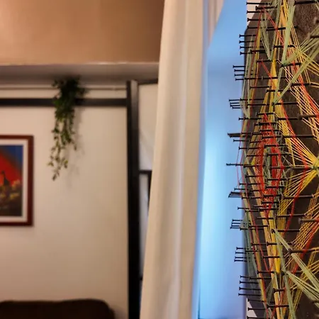 Intimo Oldtown Romantic דירה *