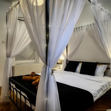 Intimo Oldtown Romantic Apartment