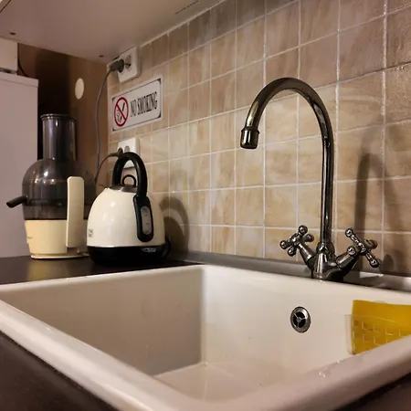 Intimo Oldtown Romantic * בראשוב