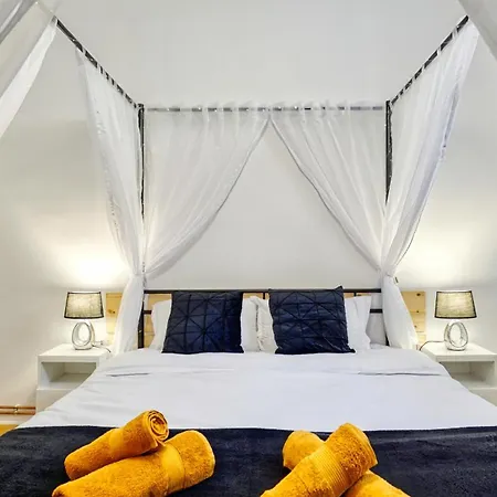 דירה Intimo Oldtown Romantic בראשוב