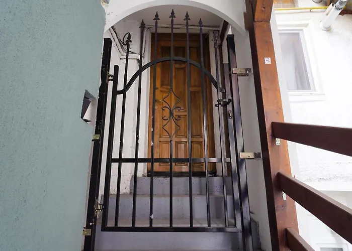 Intimo Oldtown Romantic Appartement Braşov