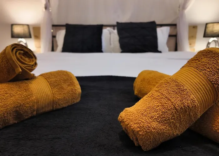 Intimo Oldtown Romantic Apartment Brasov