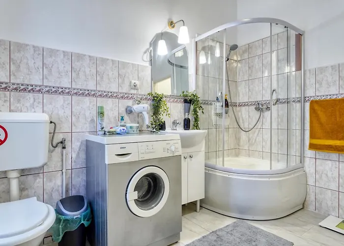 Intimo Oldtown Romantic Braşov