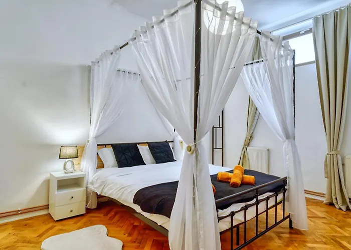 Intimo Oldtown Romantic Apartment Brasov